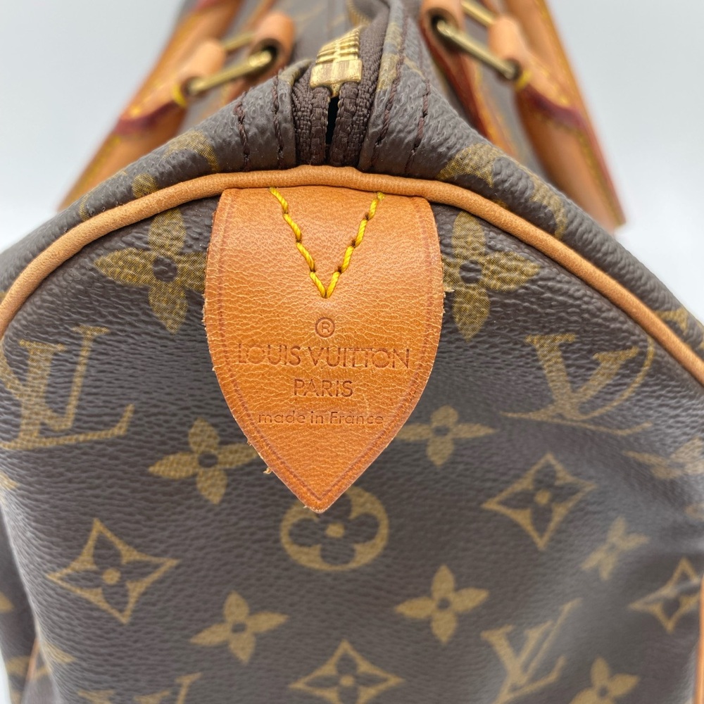 Louis Vuitton Monogram Speedy 30 Handbag - Picture 4 of 10